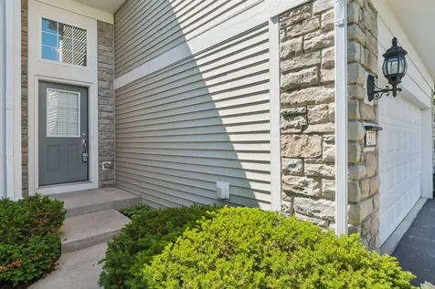 337 Devoe Drive Oswego IL 60543