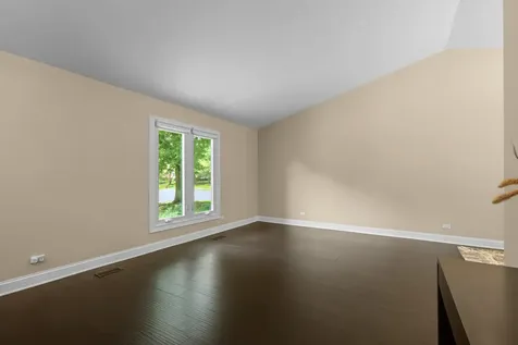 1316 West Meade Lane Arlington Heights IL 60004