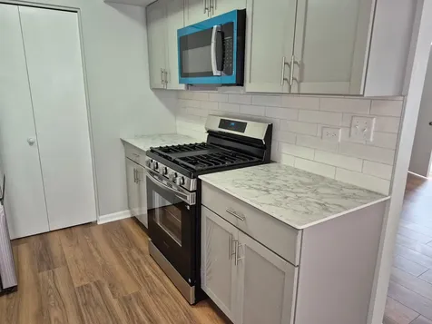 1848 Stockton Drive Hoffman Estates IL 60195