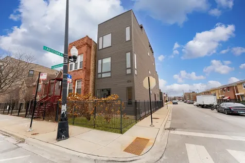 2437 West Jackson Boulevard Chicago IL 60612