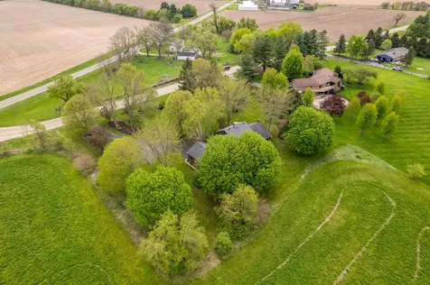 10562 Town Hall Road Belvidere IL 61008