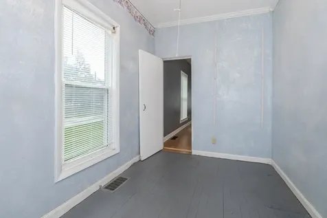 614 East Ash Street Chatsworth IL 60921