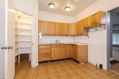 614 East Ash Street Chatsworth IL 60921