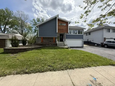 3307 Fountainbleau Drive Hazel Crest IL 60429