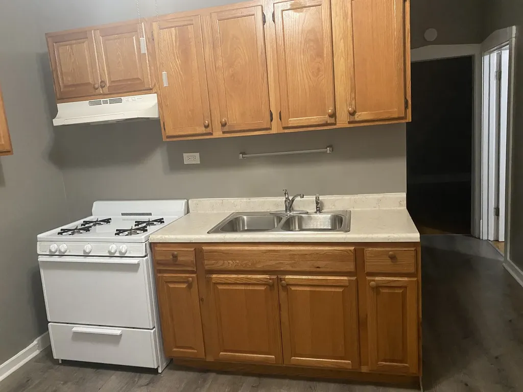 340 South Homan Street Chicago IL 60624