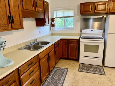 105 South Miller Street Clinton IL 61727
