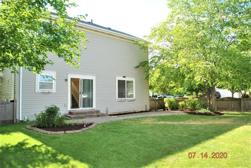 958 Shoreline Drive Aurora IL 60504