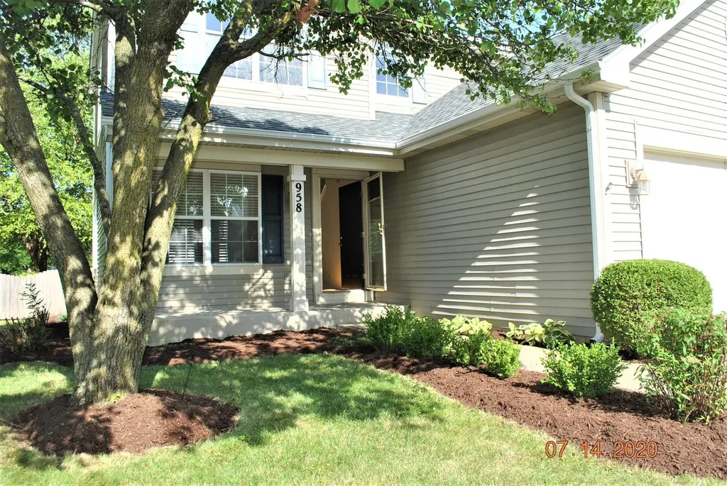 958 Shoreline Drive Aurora IL 60504