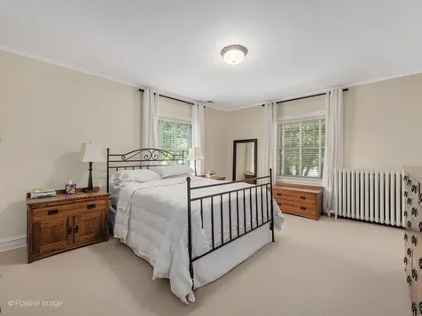 160 North Elmwood Avenue Oak Park IL 60302