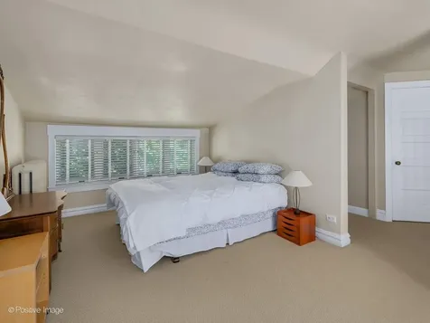 160 North Elmwood Avenue Oak Park IL 60302