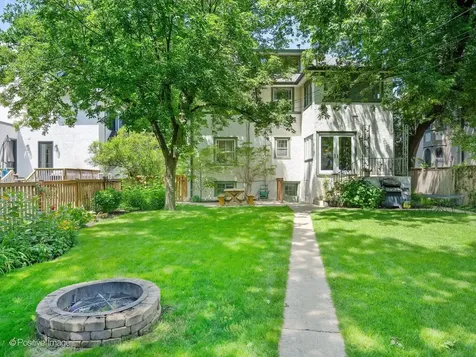 160 North Elmwood Avenue Oak Park IL 60302