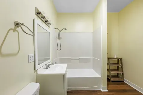 4847 West Potomac Avenue Chicago IL 60651