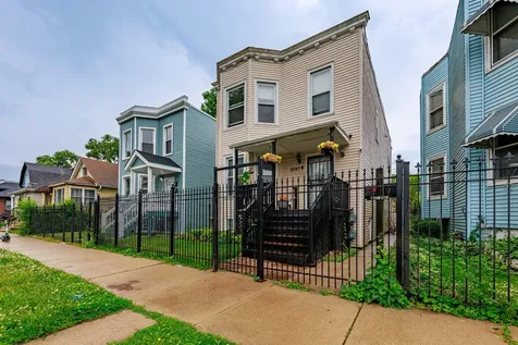 4847 West Potomac Avenue Chicago IL 60651