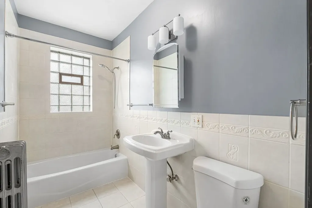 4357 West George Street Chicago IL 60641