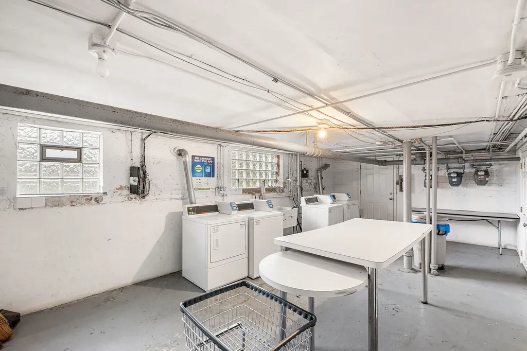 4357 West George Street Chicago IL 60641
