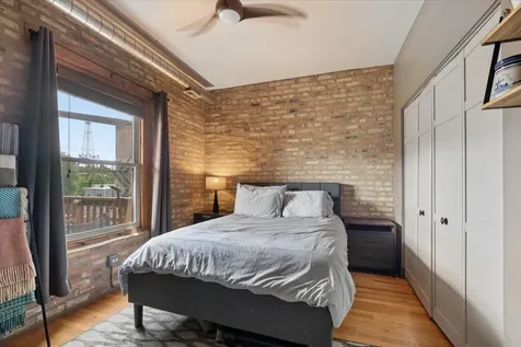 1473 West Foster Avenue Chicago IL 60640