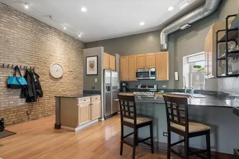 1473 West Foster Avenue Chicago IL 60640