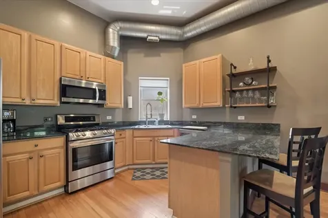 1473 West Foster Avenue Chicago IL 60640