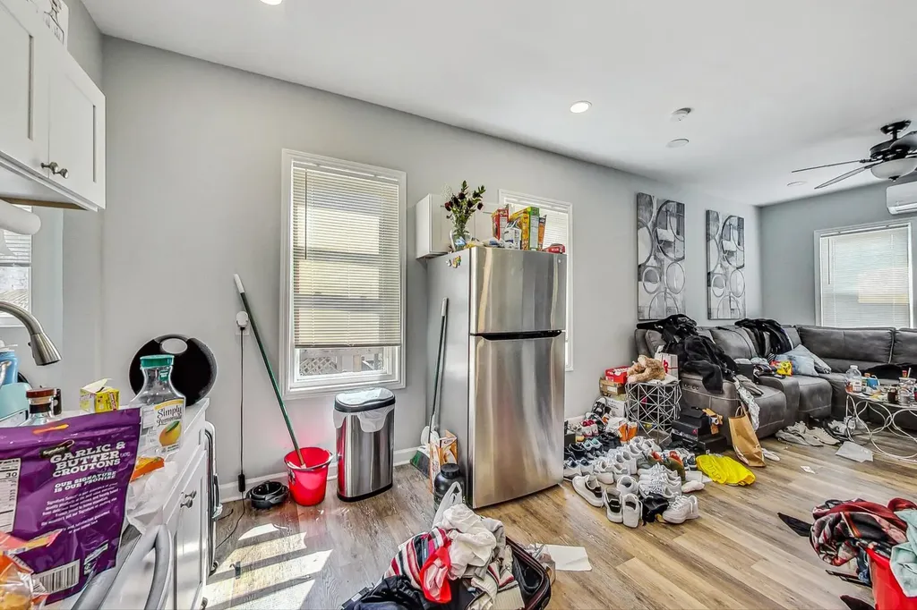 2821 West 25th Street Chicago IL 60623