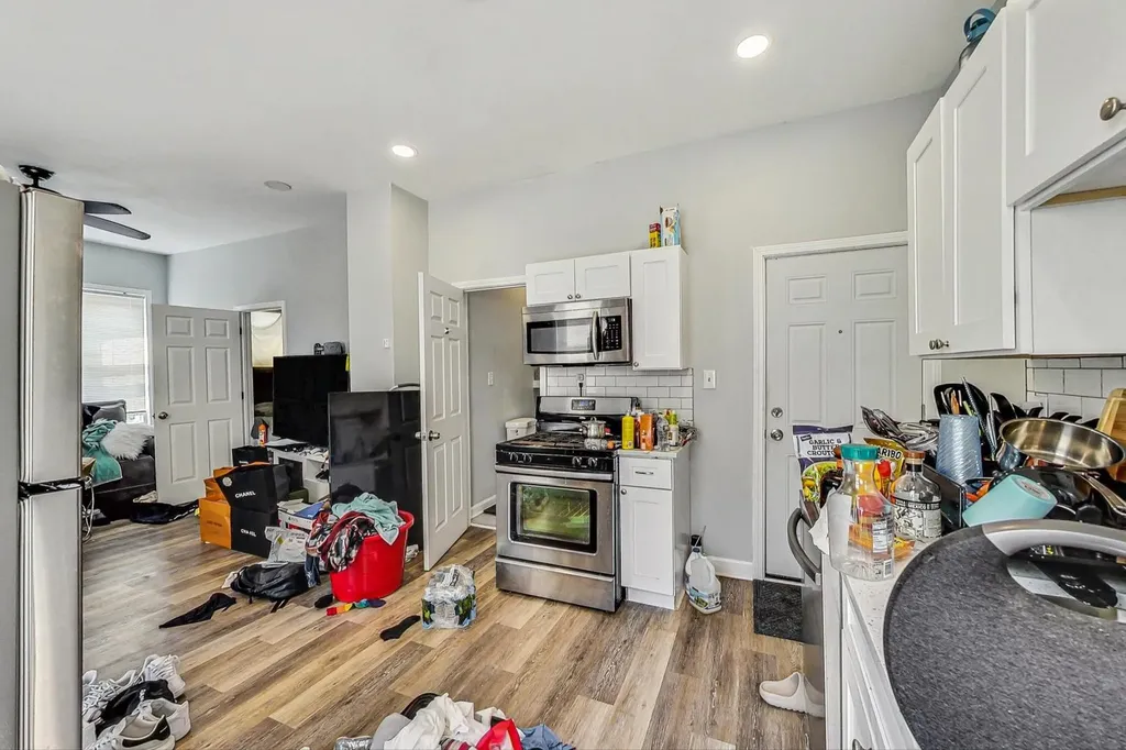 2821 West 25th Street Chicago IL 60623