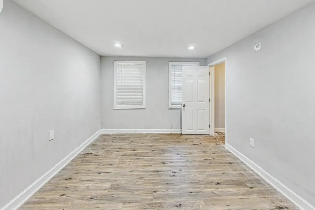2821 West 25th Street Chicago IL 60623
