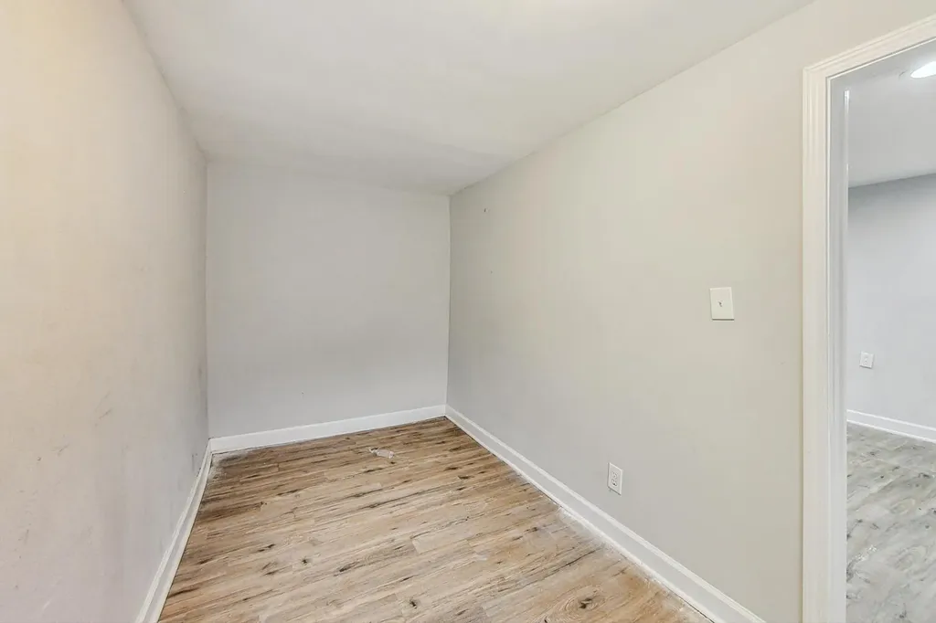 2821 West 25th Street Chicago IL 60623