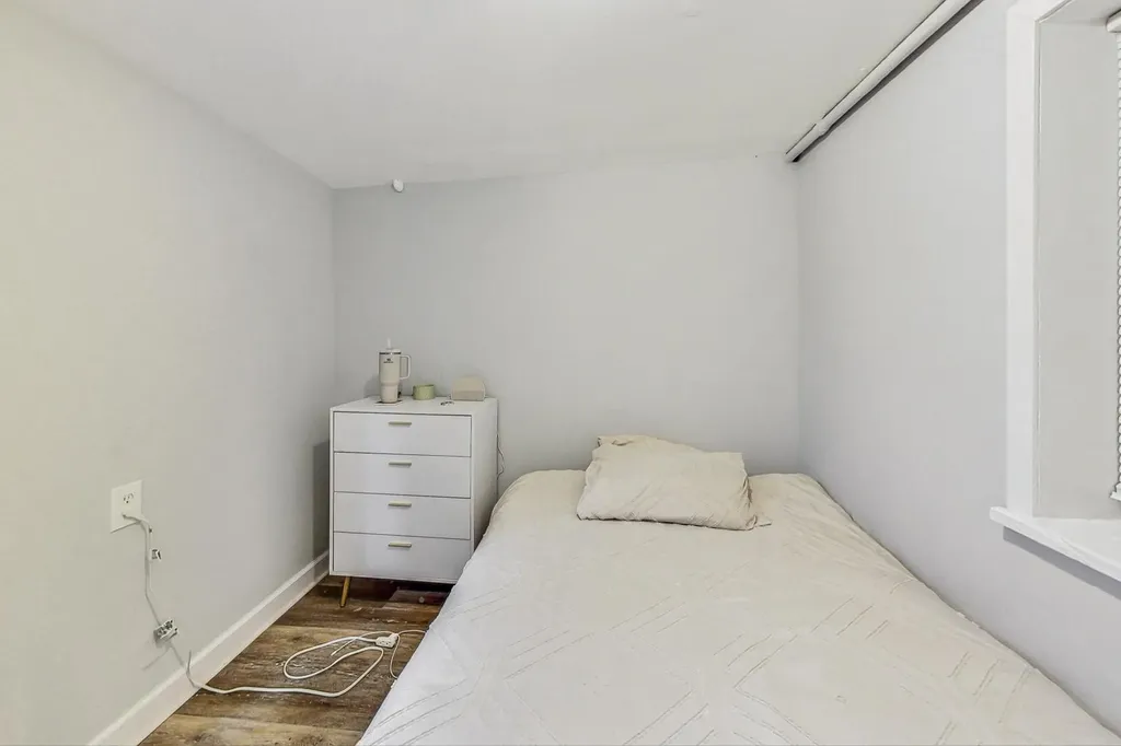 2821 West 25th Street Chicago IL 60623