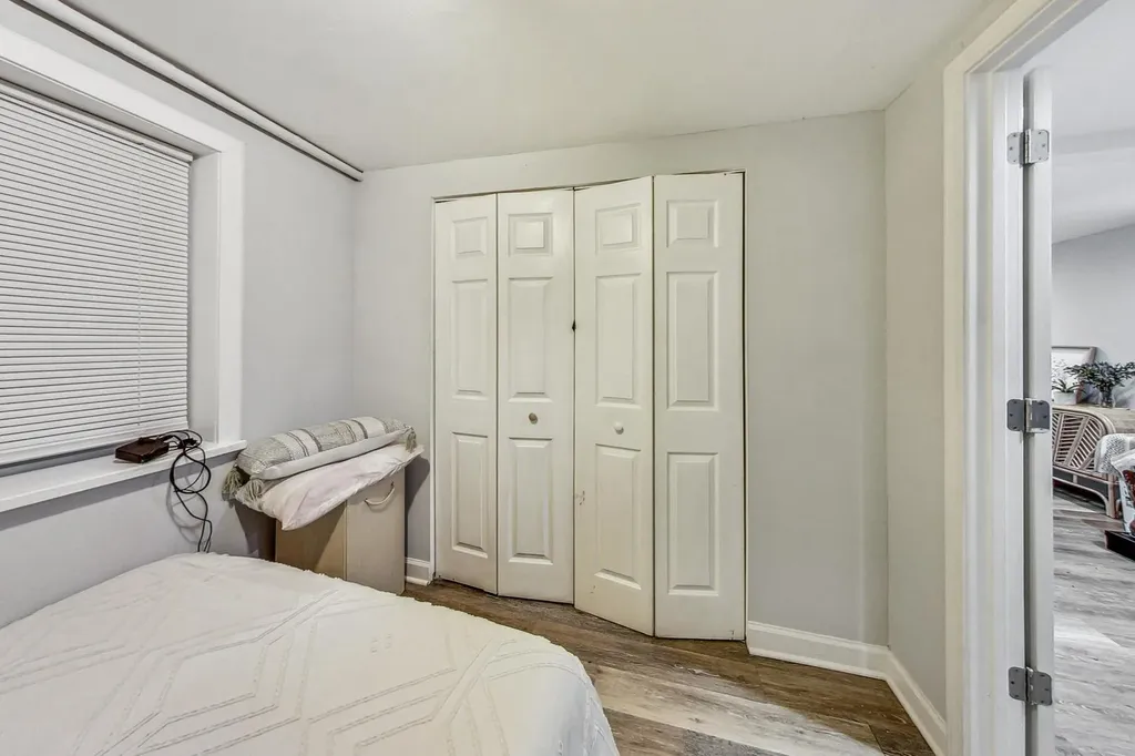 2821 West 25th Street Chicago IL 60623