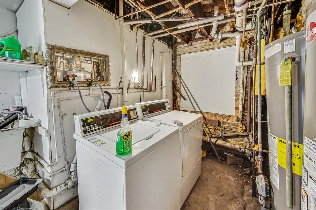 2821 West 25th Street Chicago IL 60623