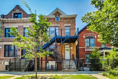 2821 West 25th Street Chicago IL 60623