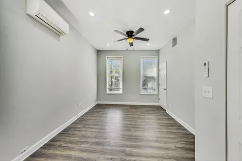 2821 West 25th Street Chicago IL 60623