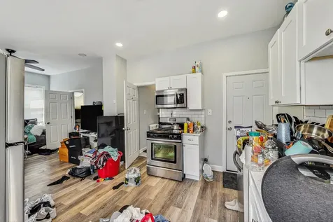 2821 West 25th Street Chicago IL 60623