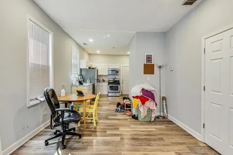 2821 West 25th Street Chicago IL 60623