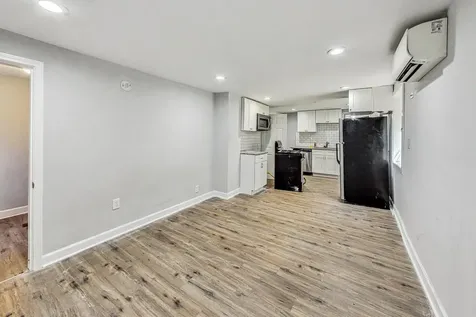 2821 West 25th Street Chicago IL 60623