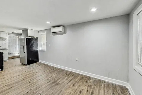 2821 West 25th Street Chicago IL 60623