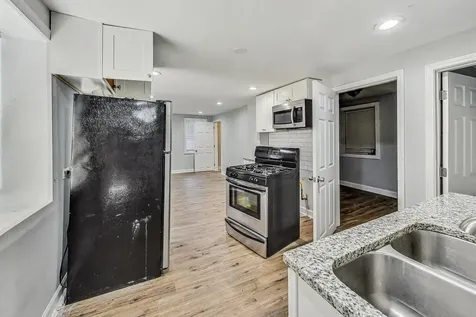 2821 West 25th Street Chicago IL 60623