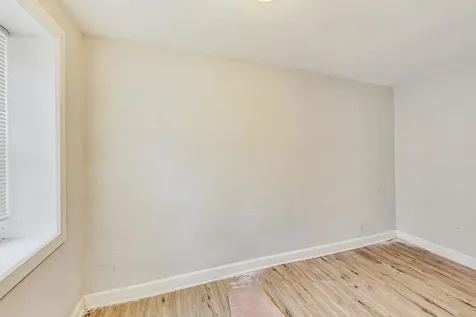 2821 West 25th Street Chicago IL 60623