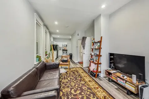 2821 West 25th Street Chicago IL 60623