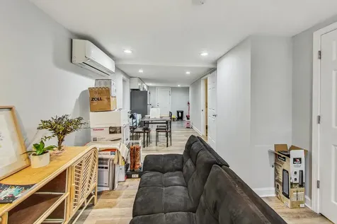 2821 West 25th Street Chicago IL 60623