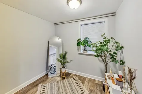 2821 West 25th Street Chicago IL 60623