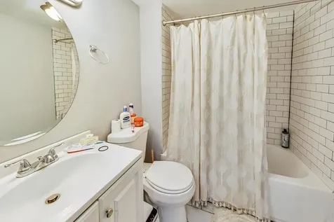 2821 West 25th Street Chicago IL 60623