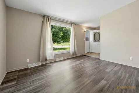 264 Joseph Street Woodstock IL 60098