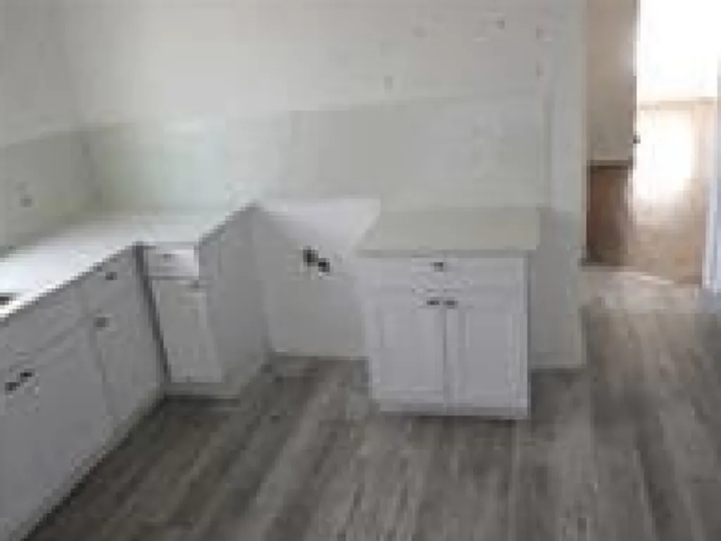 7516 South Lafayette Avenue Chicago IL 60620