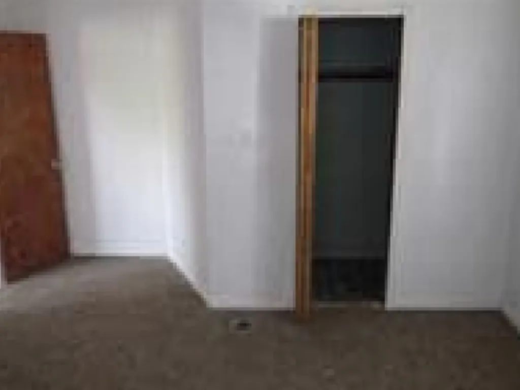 7516 South Lafayette Avenue Chicago IL 60620