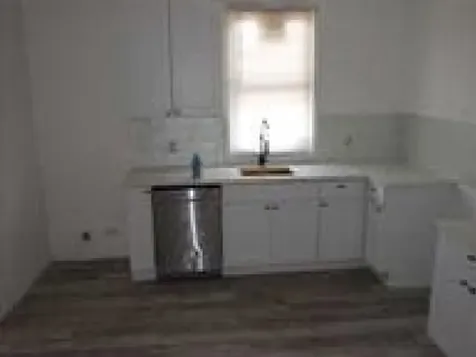 7516 South Lafayette Avenue Chicago IL 60620