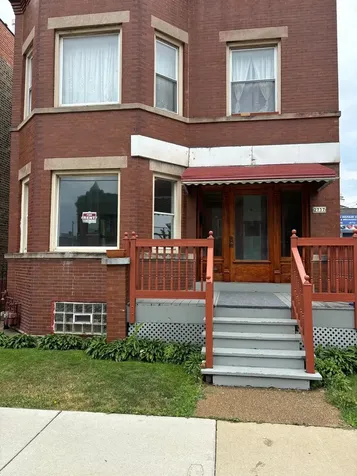 2737 West Belmont Avenue Chicago IL 60618