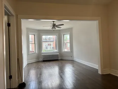2737 West Belmont Avenue Chicago IL 60618