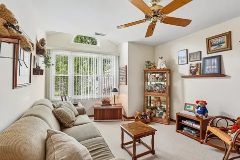 382 Satinwood Terrace Buffalo Grove IL 60089