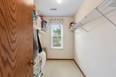 382 Satinwood Terrace Buffalo Grove IL 60089