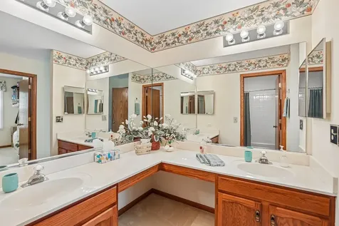 382 Satinwood Terrace Buffalo Grove IL 60089